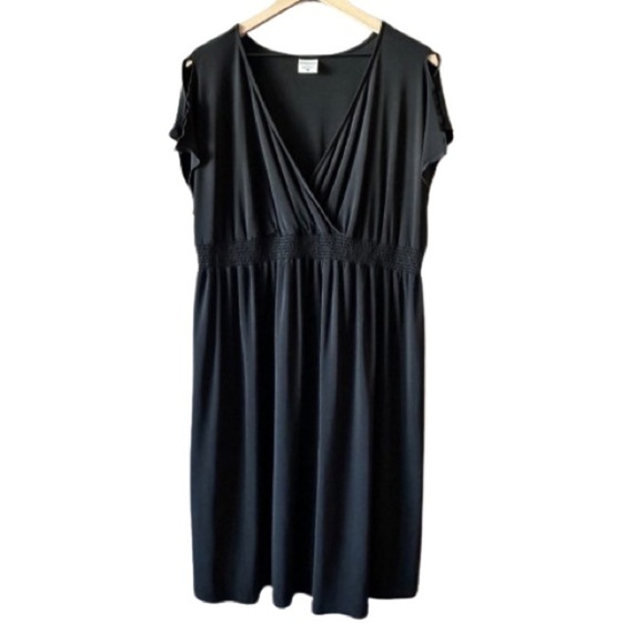 Motherhood Dresses & Skirts - Women's Plus Maternity 1X Motherhood Black Dress Short Sleeve